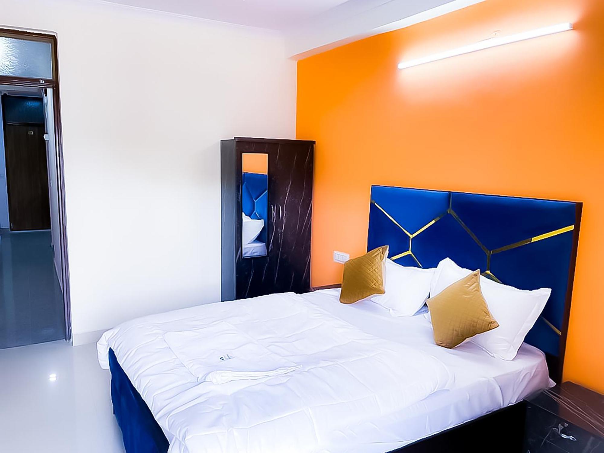 Roomshala 123 Happy Homes- Near Saket Metro นิวเดลี ภายนอก รูปภาพ