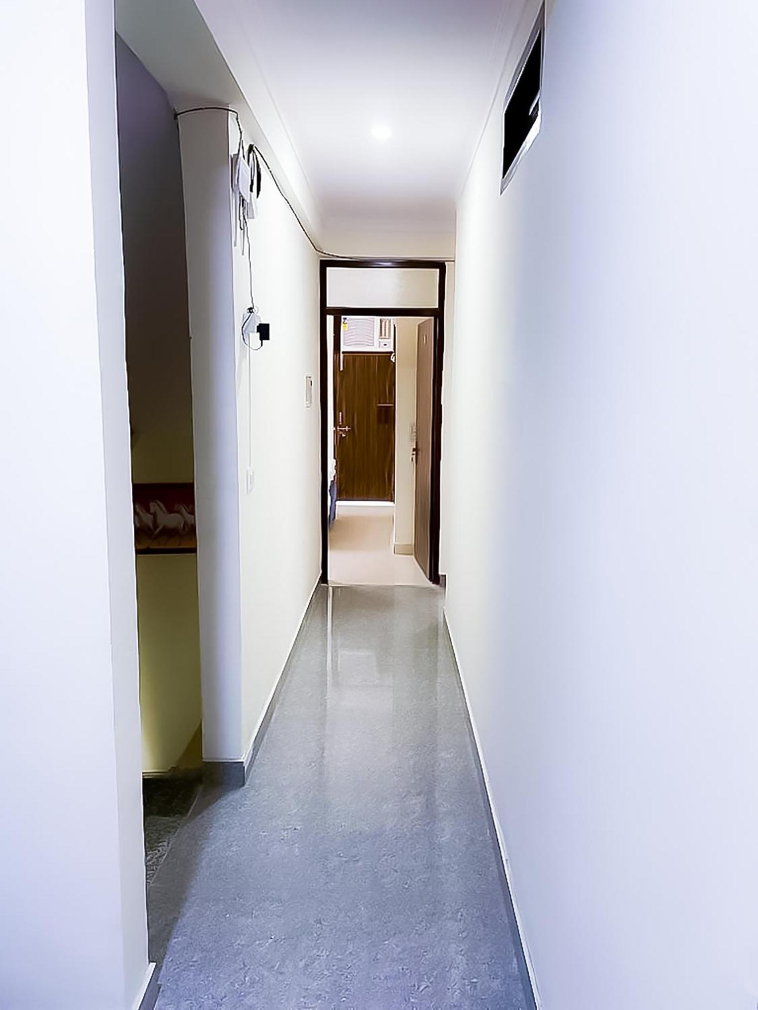 Roomshala 123 Happy Homes- Near Saket Metro นิวเดลี ภายนอก รูปภาพ