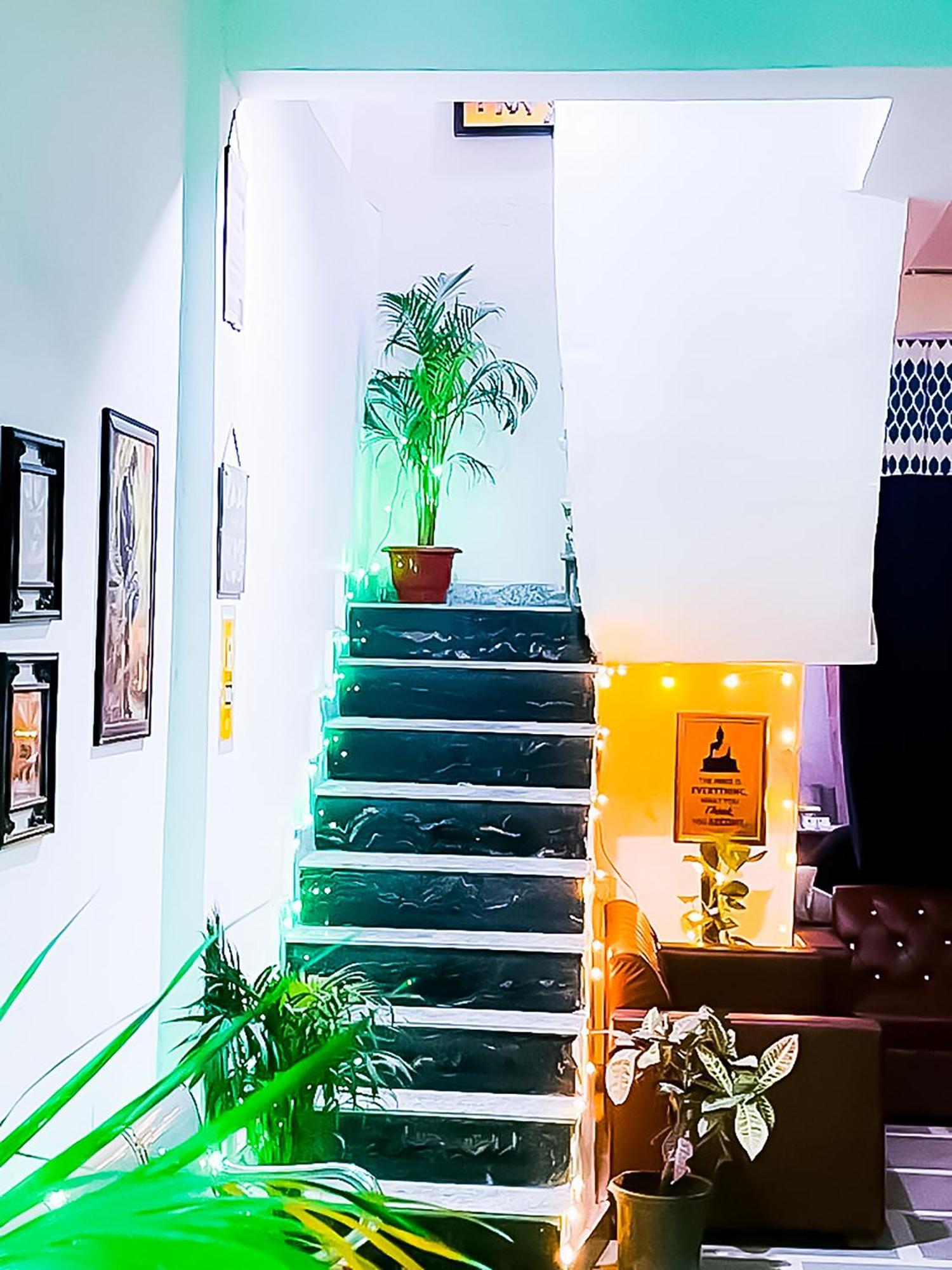 Roomshala 123 Happy Homes- Near Saket Metro นิวเดลี ภายนอก รูปภาพ
